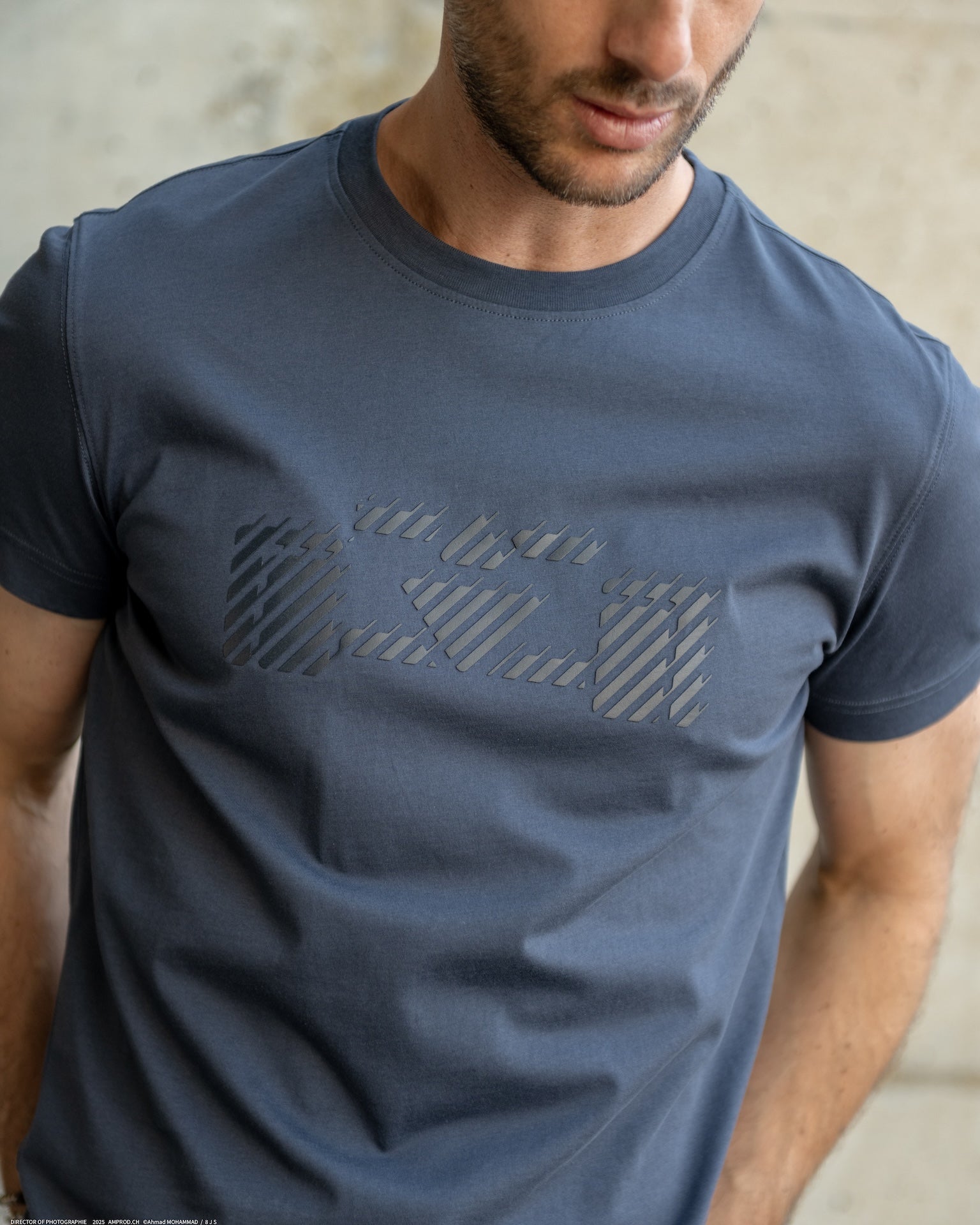 Essential Logo T-Shirt - 8JS