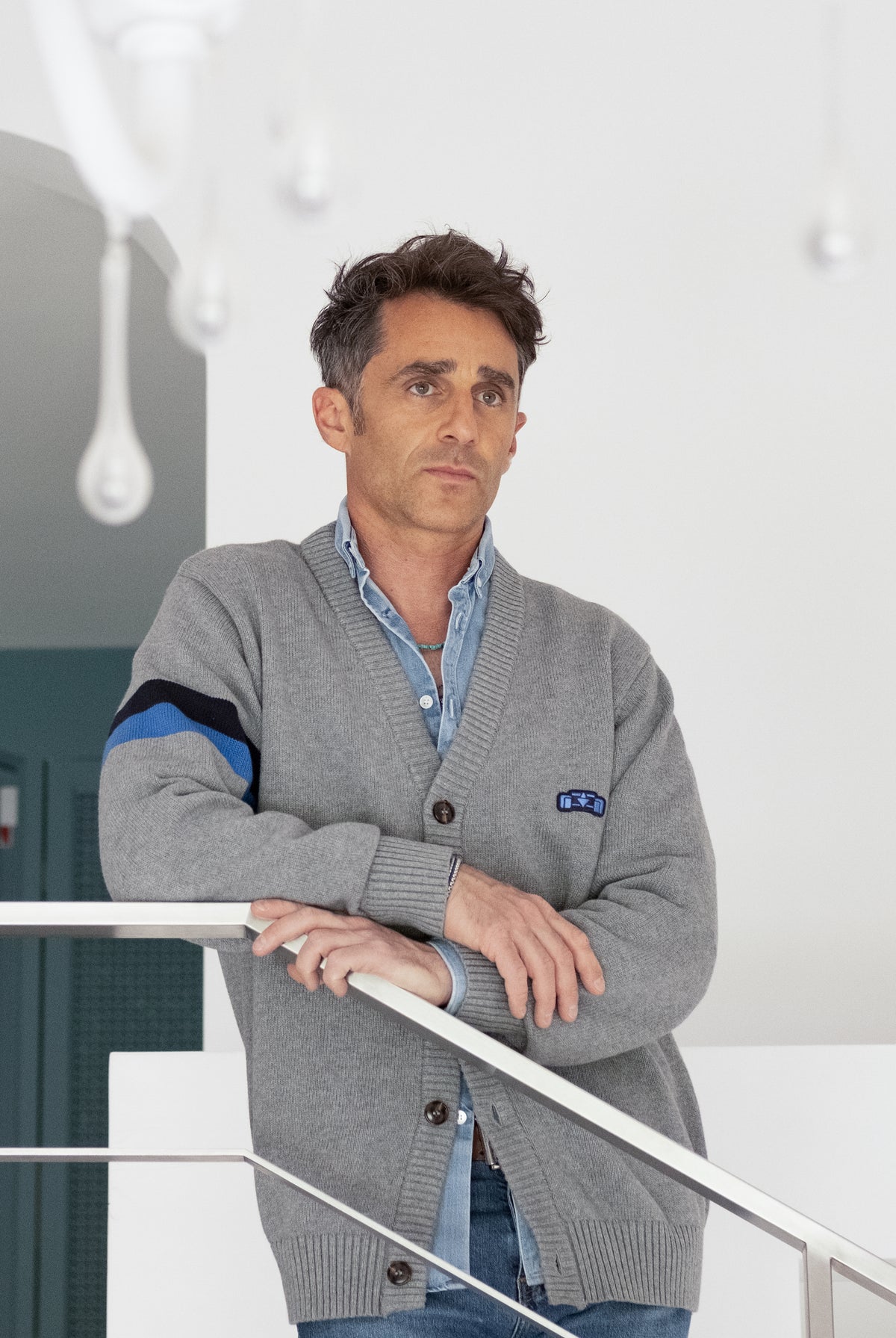 V-neck Knitting Cardigan - 8JS