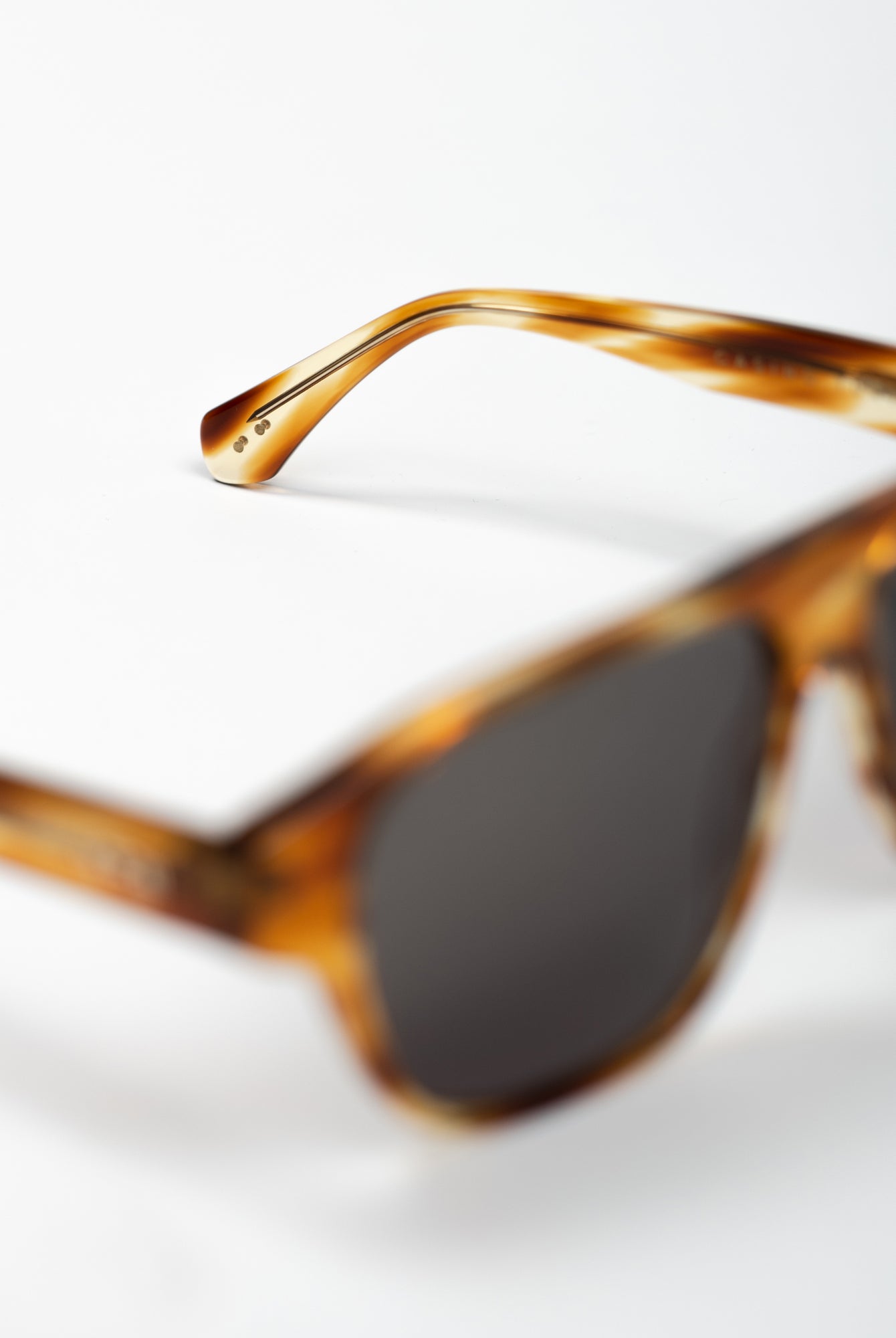 Turtoise Casino Sunglasses - 8JS