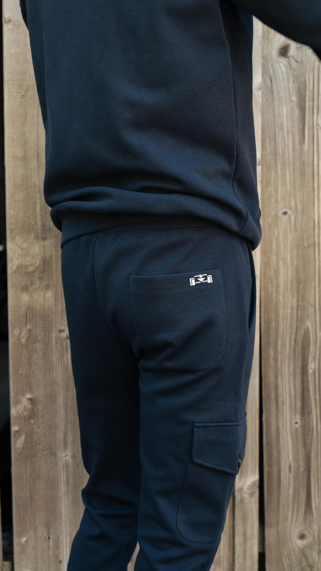 Basics Cargo Trackpants - 8JS
