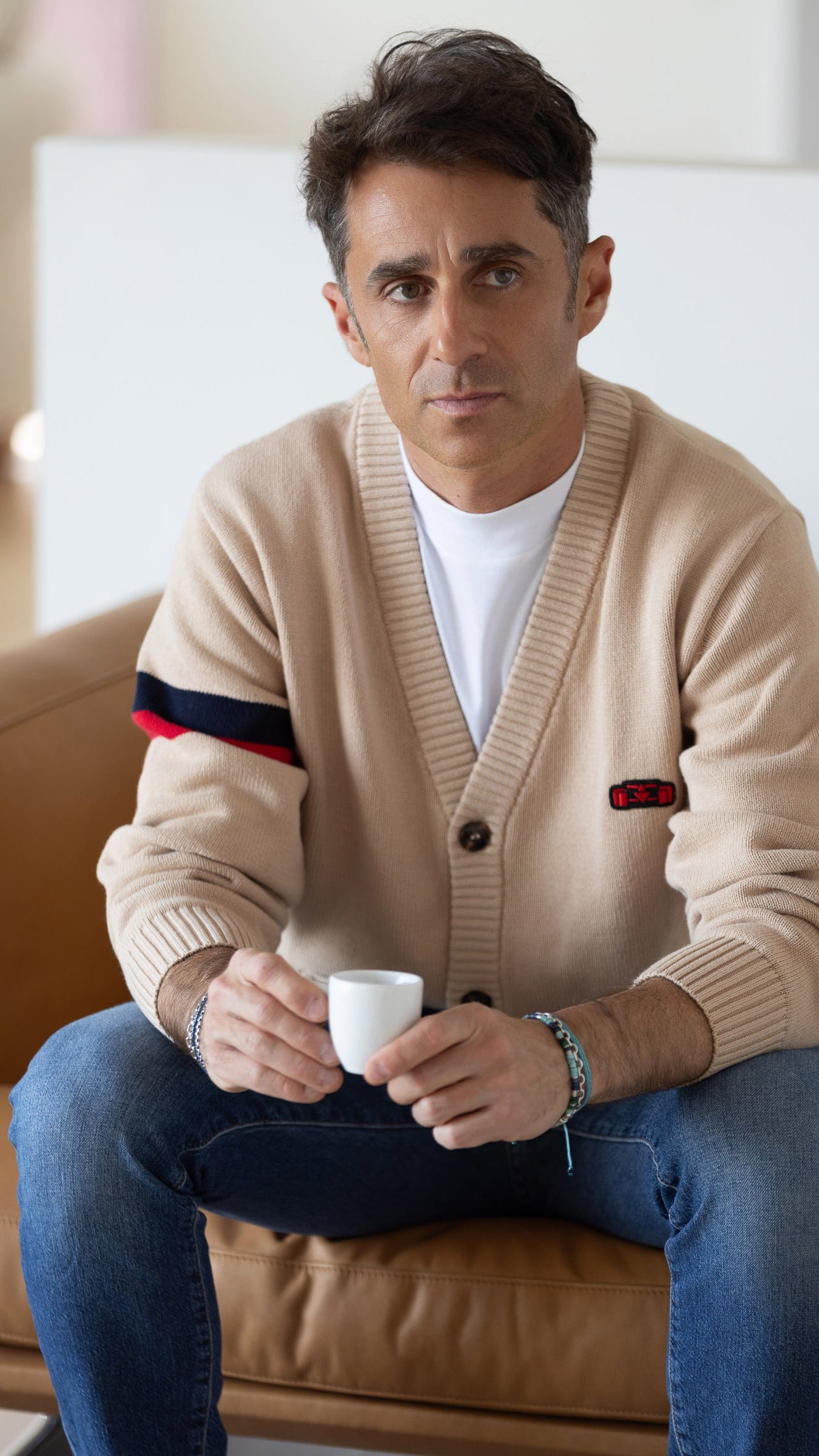 V-neck Knitting Cardigan - 8JS